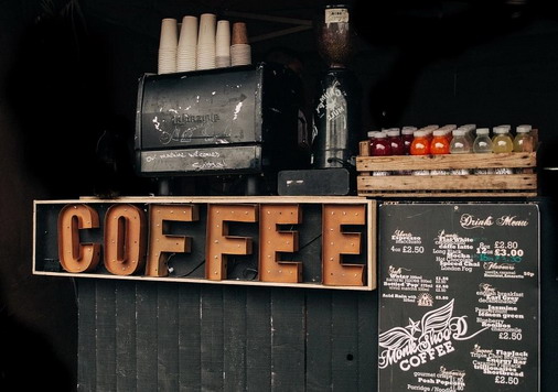 爱上海：Late Night食堂：Shanghai's Delicacies