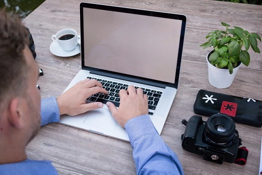 爱上海：Late Night食堂：Shanghai's Delicacies